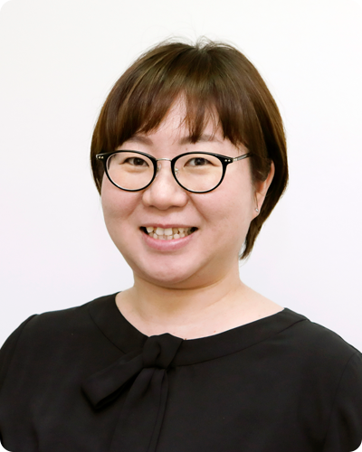 角　朋子